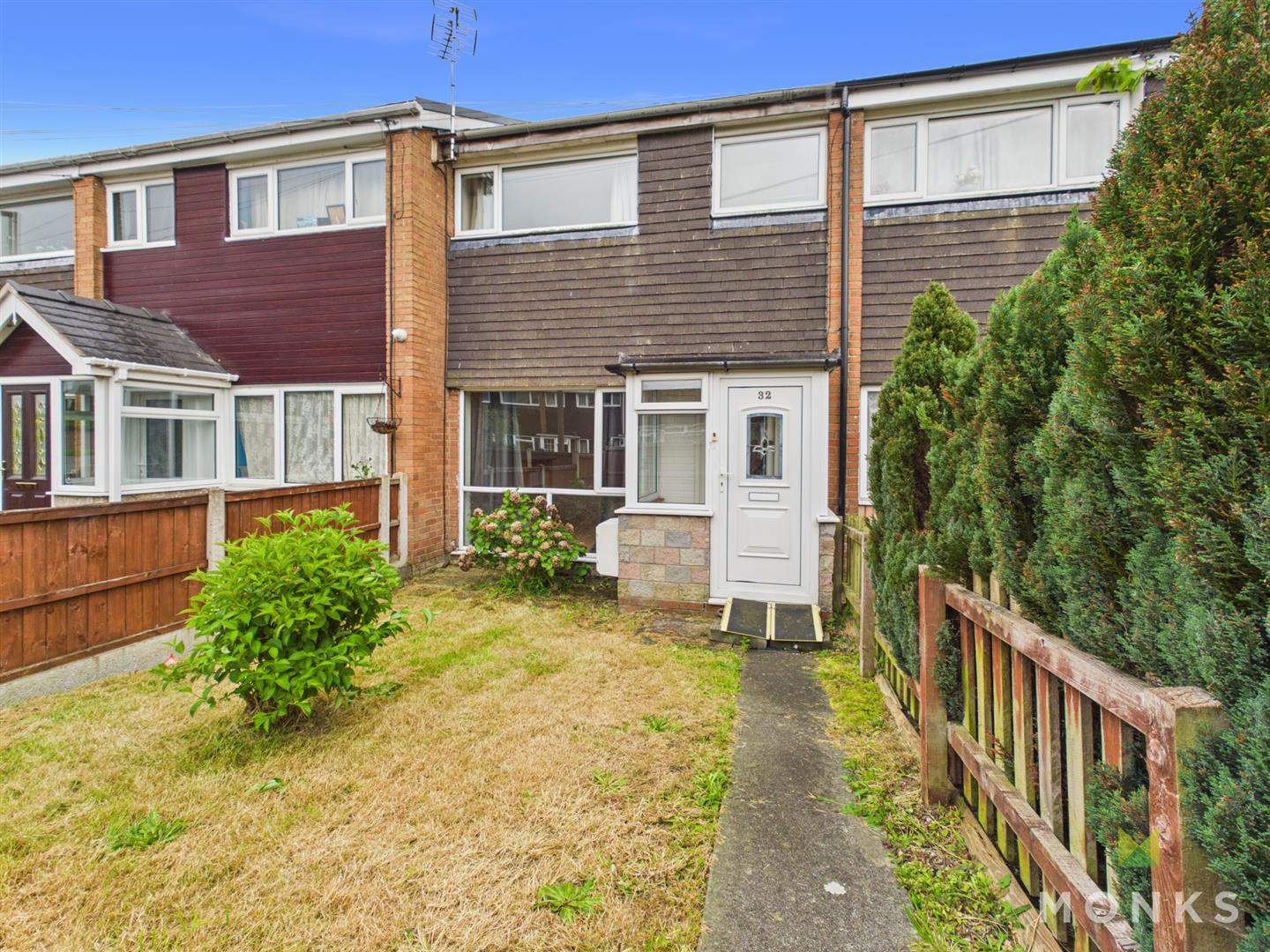 32 Hazel Grove, Oswestry, SY11 2XB For Sale